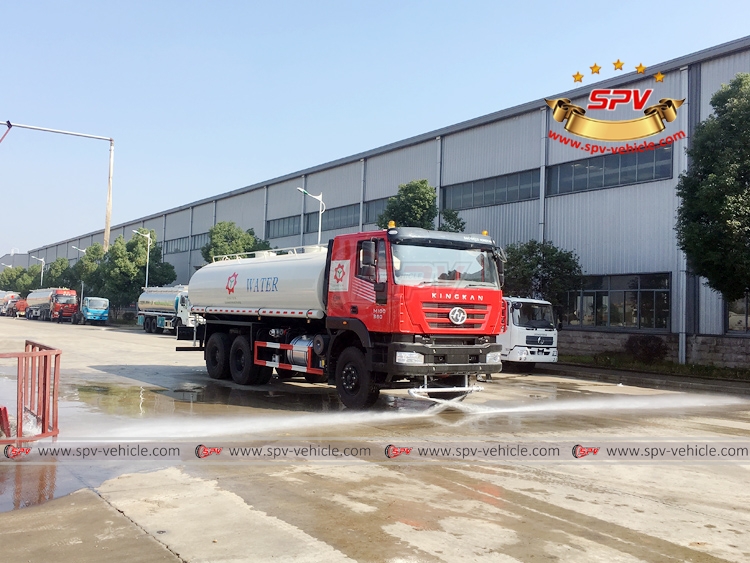 Water Spraying Truck IVECO - Front Flushing